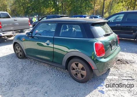 2016 Mini Hardtop Cooper from USA, damaged, VIN WMWXP5C5XGT740160